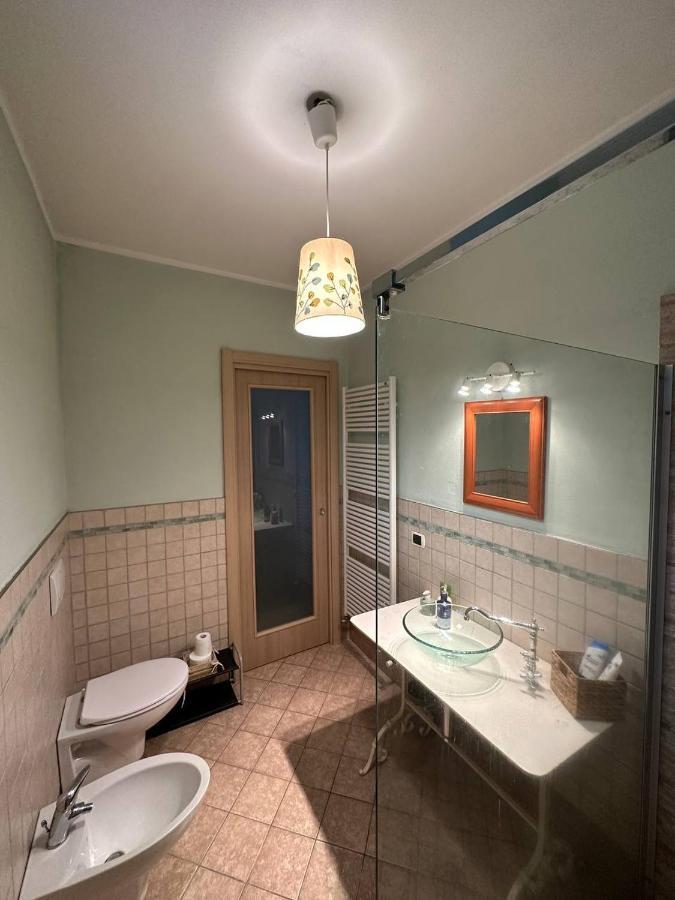 Casa Sasso E Legno Lägenhet Omegna Exteriör bild